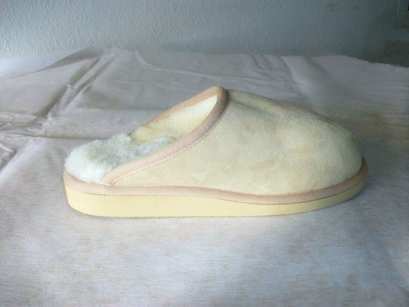 Malta sheepskin/lambskin slippers